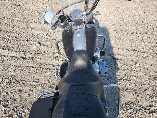 2011 HARLEY-DAVIDSON FLHR 1HD1FB41XBB677144