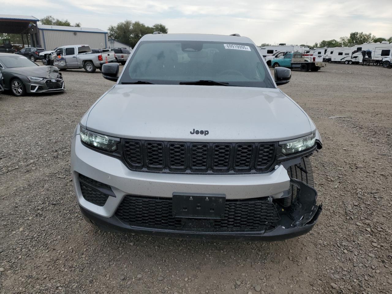 JEEP GRAND CHEROKEE LAREDO