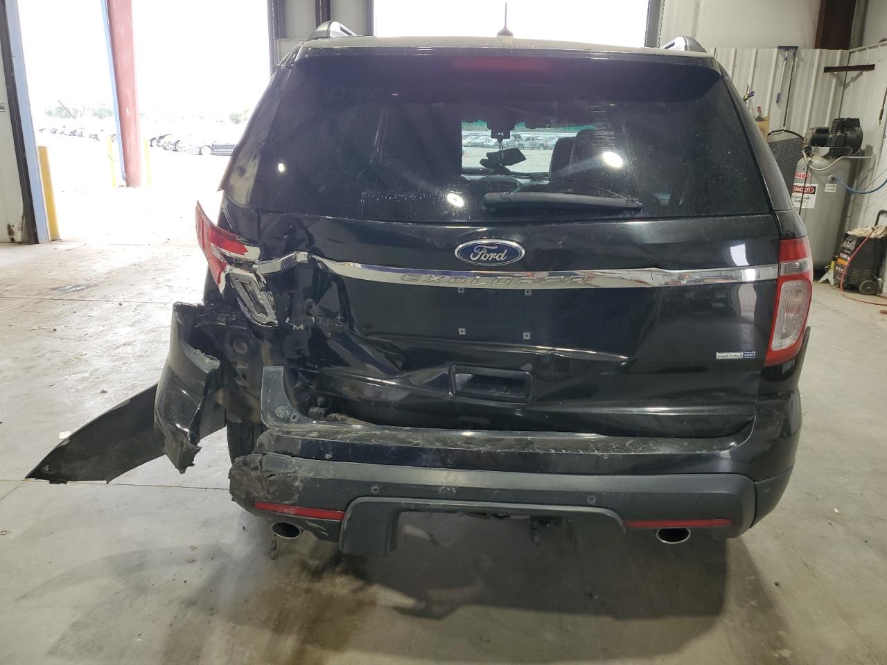 FORD EXPLORER LIMITED