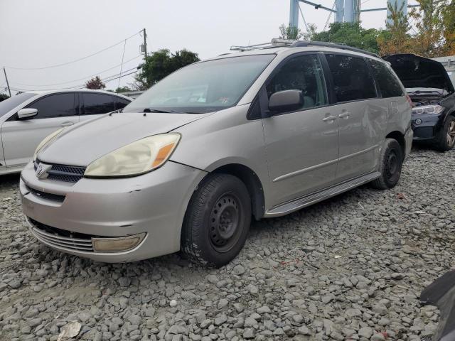 TOYOTA SIENNA CE