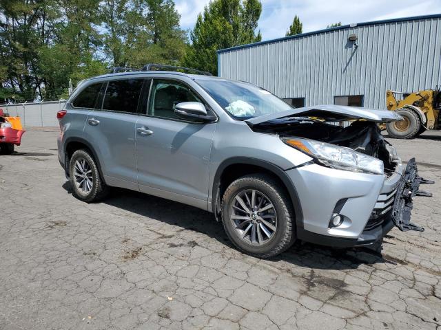2017 TOYOTA HIGHLANDER - 5TDJZRFH5HS521333