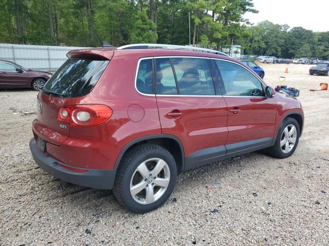 2010 VOLKSWAGEN TIGUAN S - WVGAV7AXXAW001967