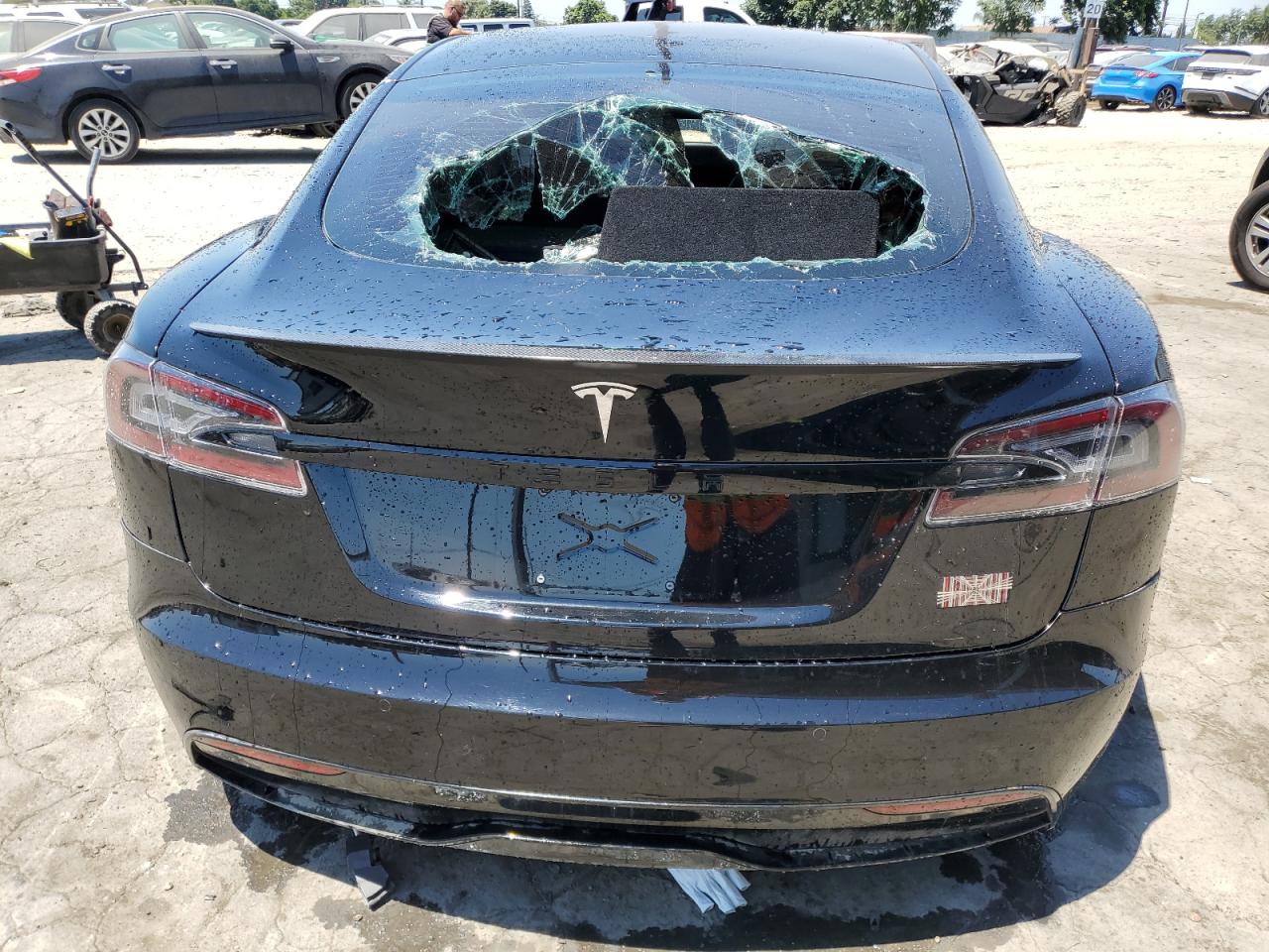 TESLA MODEL S