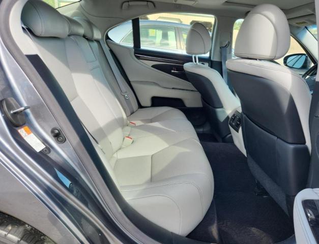 2017 LEXUS LS 460 JTHCL5EF2H5029365