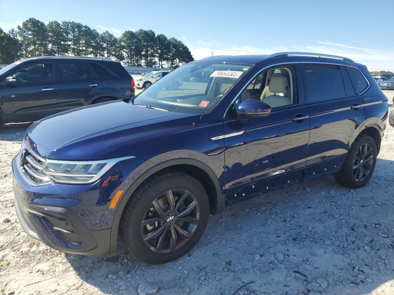 VOLKSWAGEN TIGUAN SE