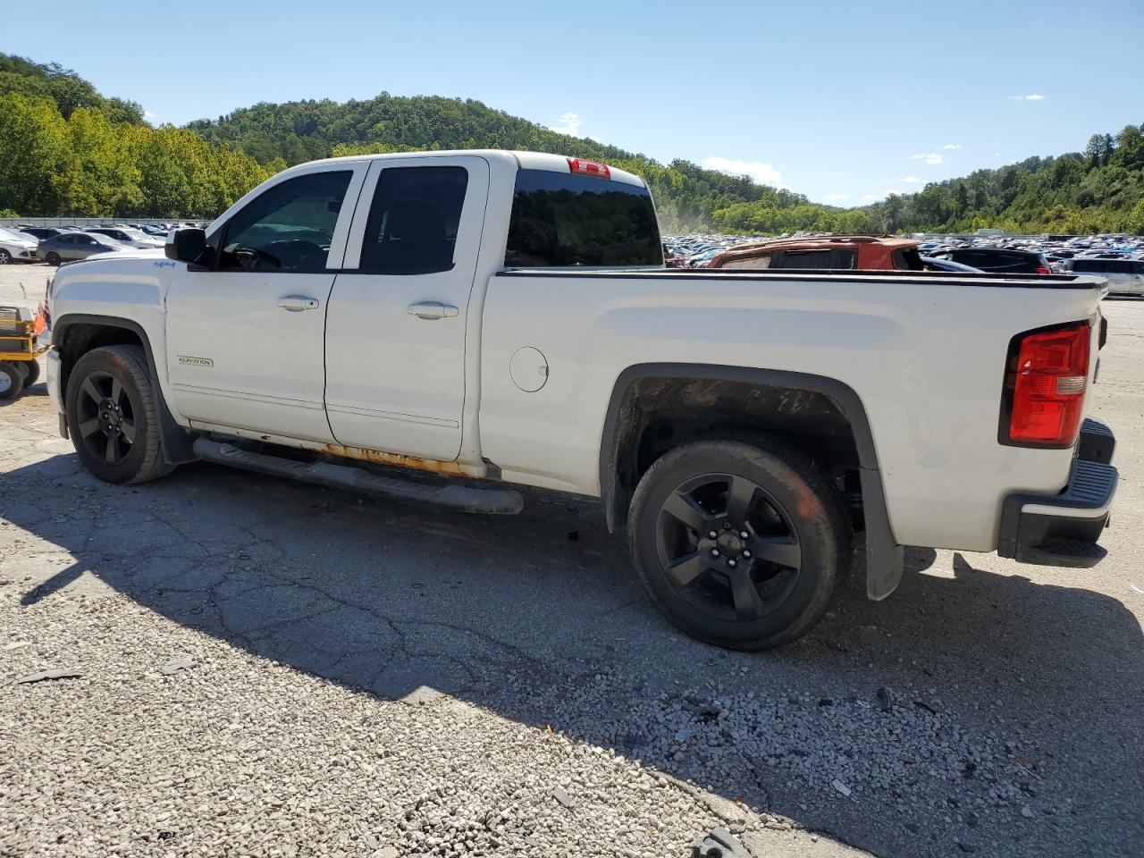 GMC SIERRA 1500 K1500 SLE