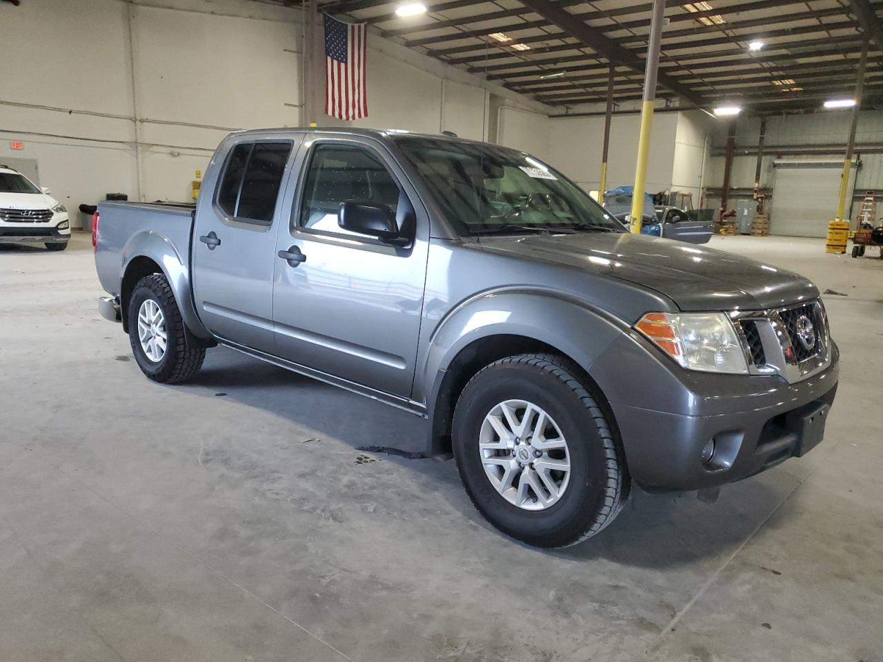 NISSAN FRONTIER S
