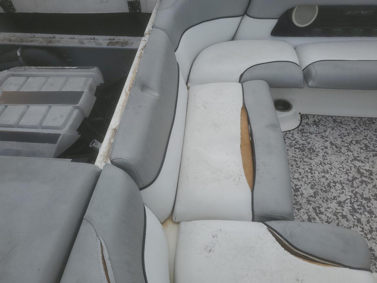 Lot #3213097351 2011 MALIBU BOAT