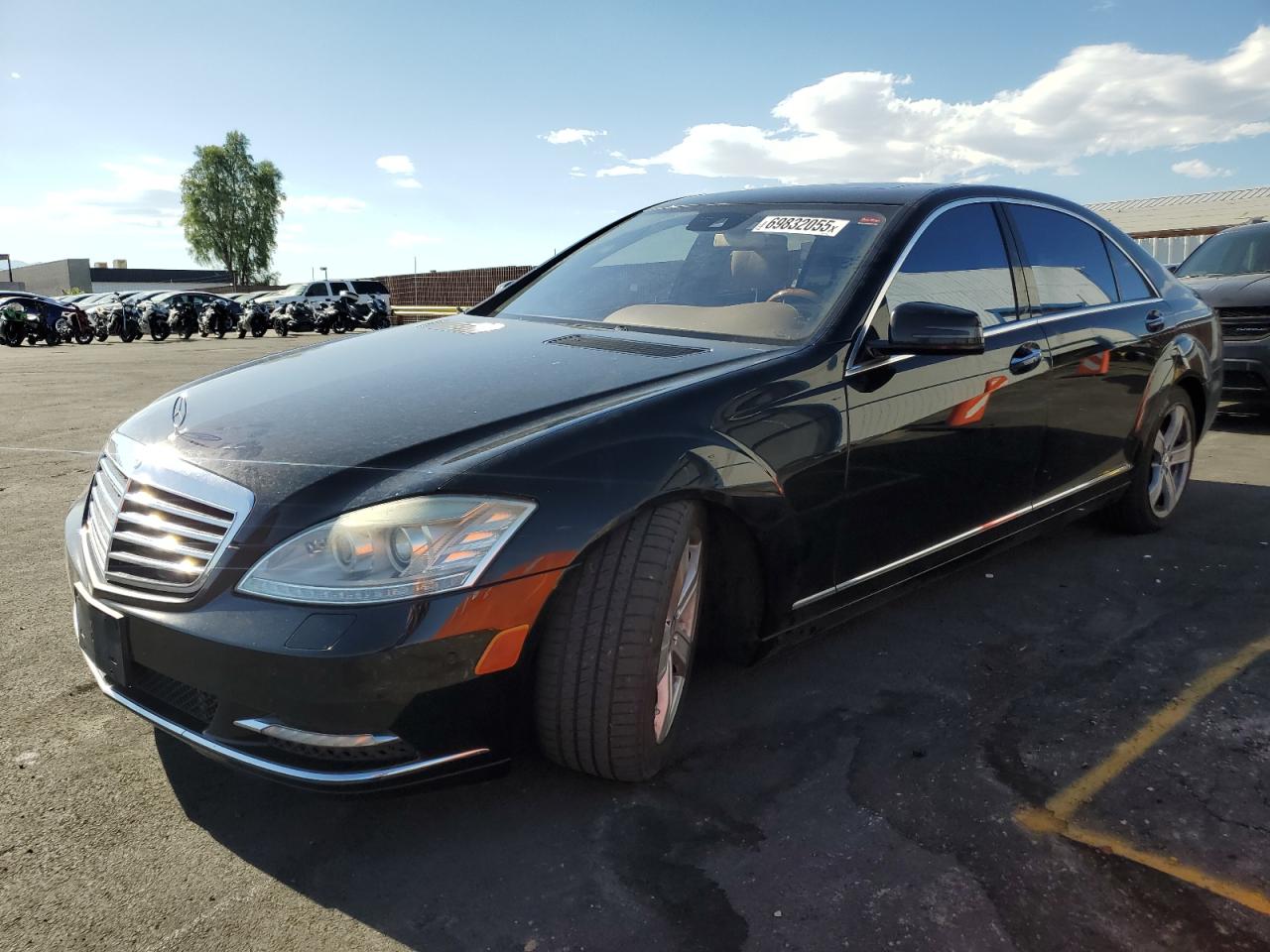 MERCEDES-BENZ S-CLASS 550