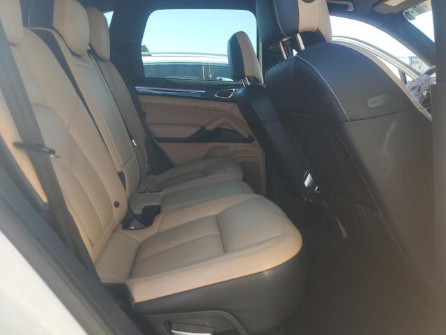 2018 PORSCHE CAYENNE S WP1AB2A20JLA60871
