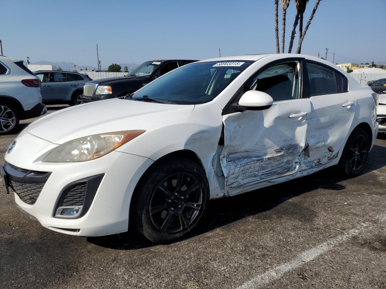 MAZDA 3 S