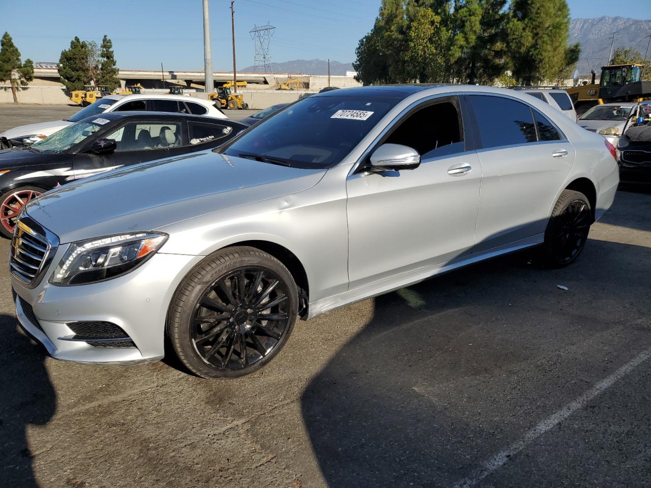 MERCEDES-BENZ S-CLASS 550