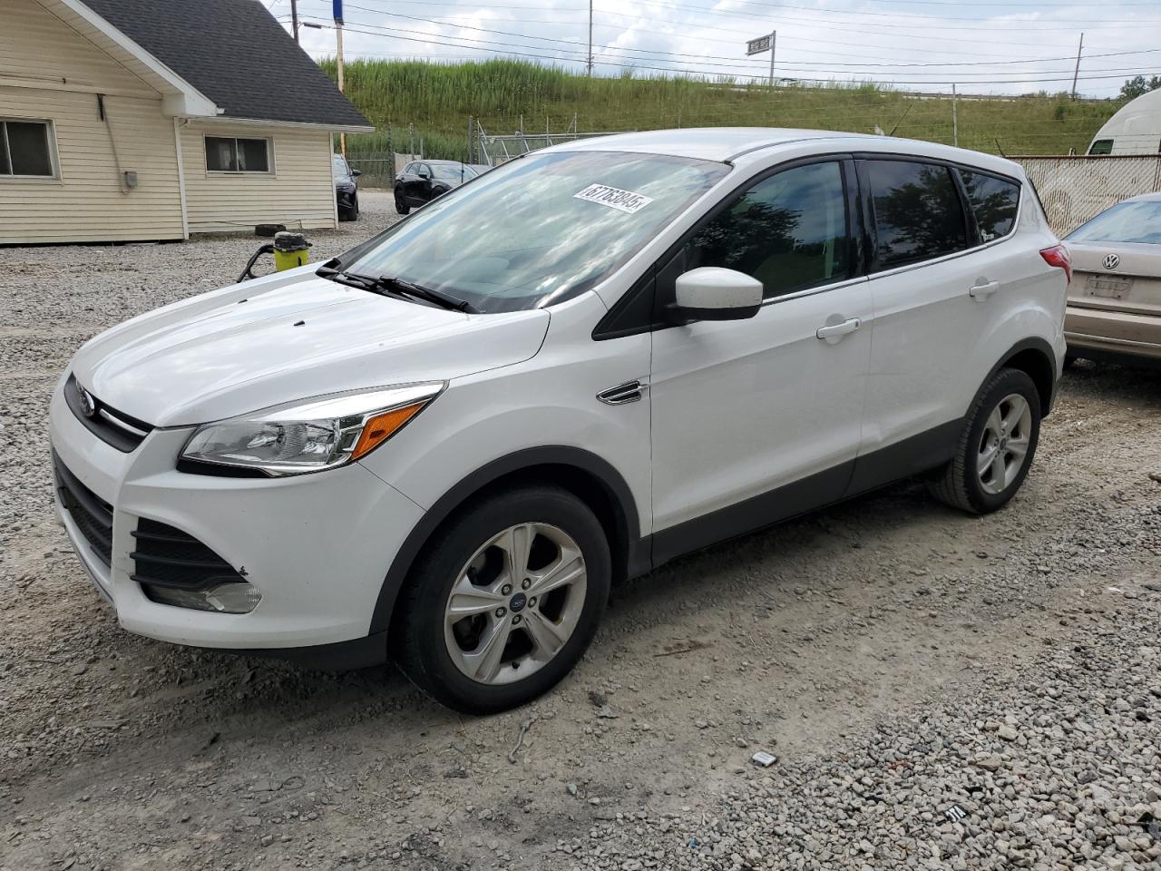 FORD ESCAPE SE