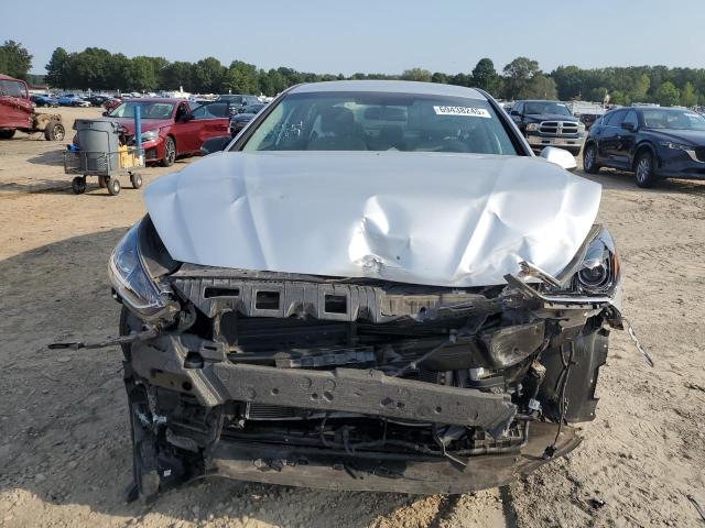 2019 HYUNDAI SONATA HYBRID KMHE24L34KA093921