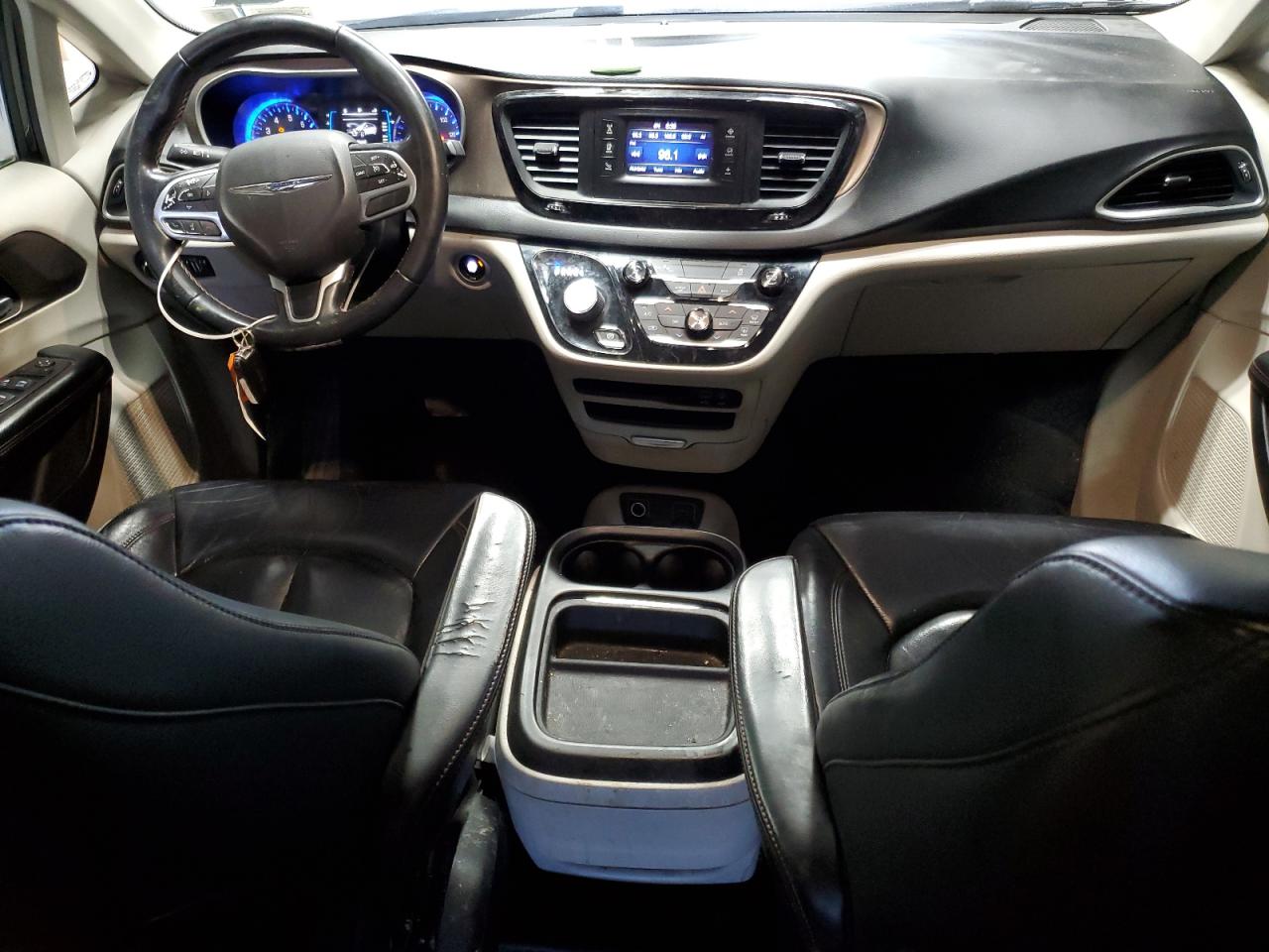 CHRYSLER PACIFICA TOURING L