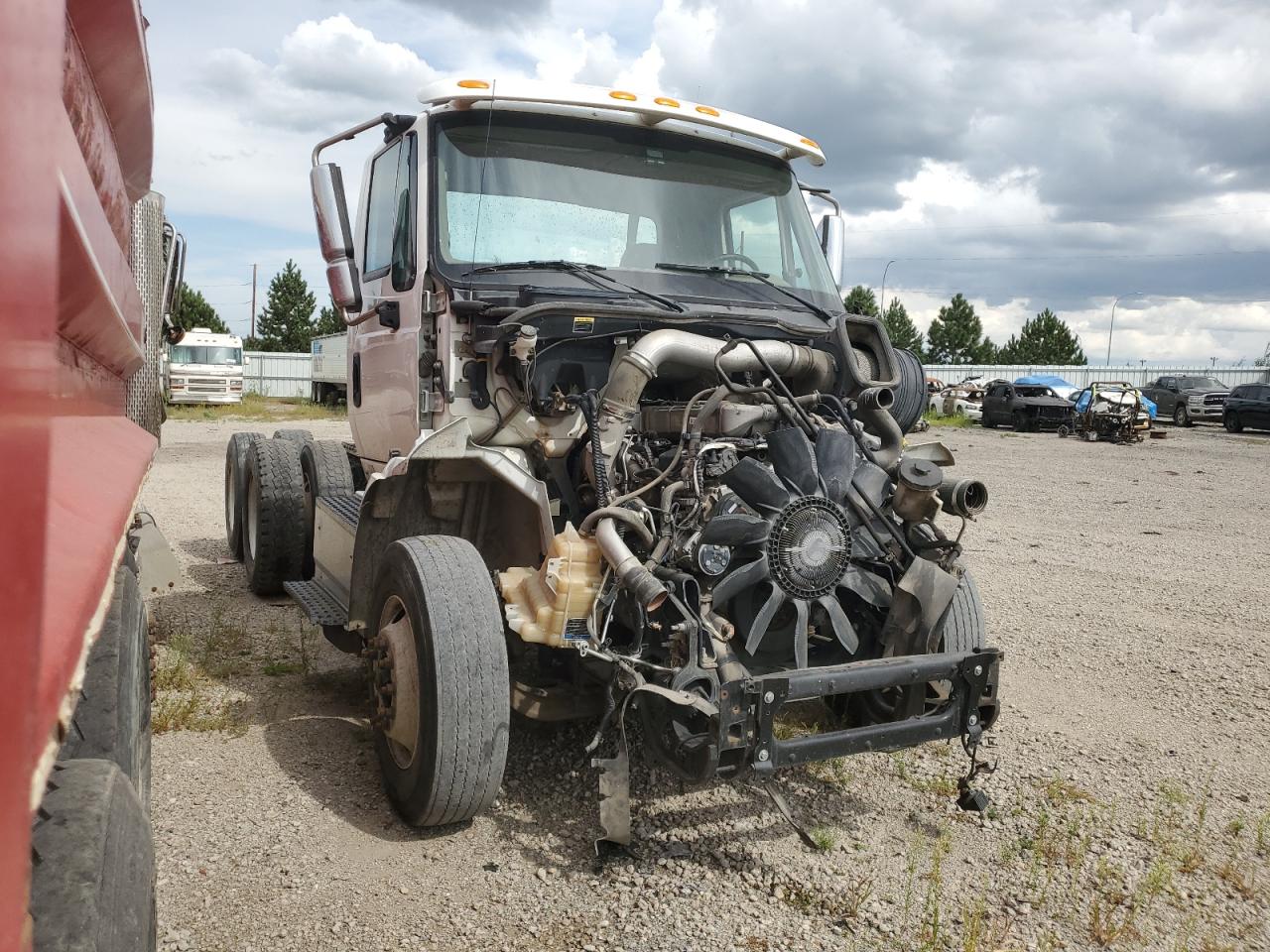 Lot #3290325964 2018 INTERNATIONAL 8000 8600