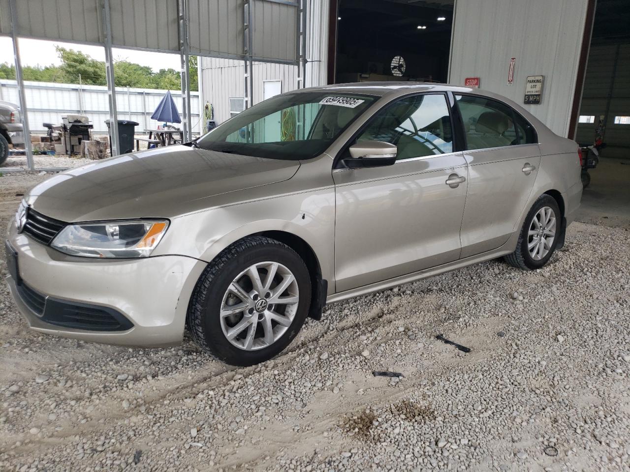 VOLKSWAGEN JETTA SE
