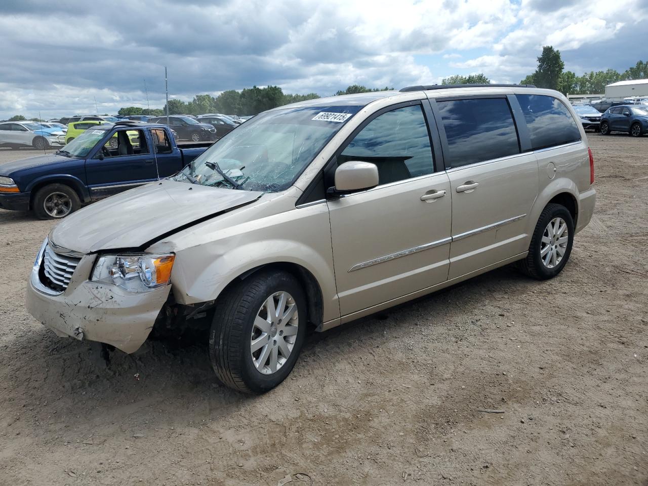 CHRYSLER TOWN & COUNTRY TOURING