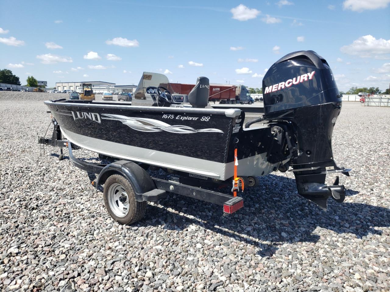 Lot #3298048133 2009 LUND BOAT