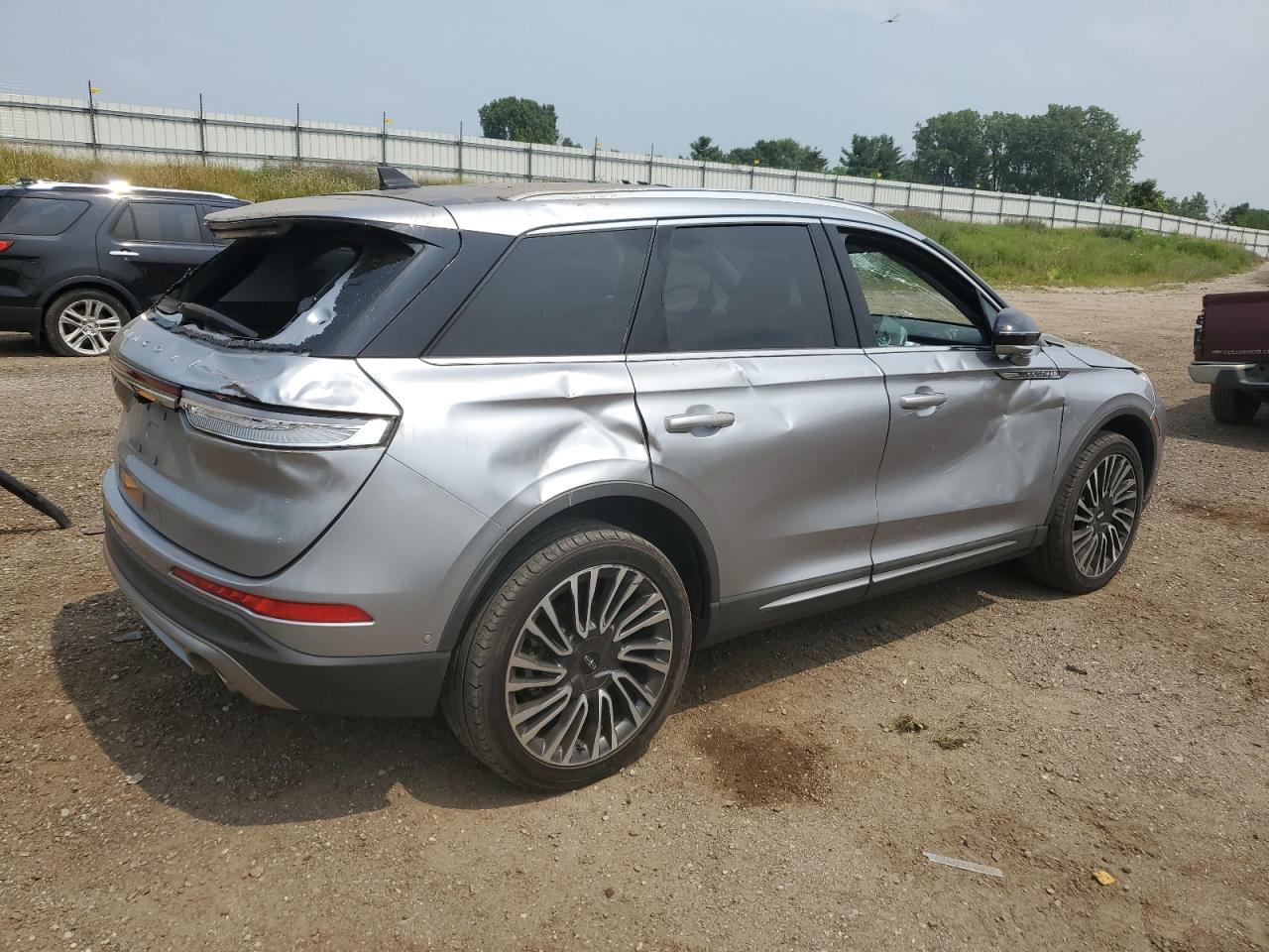 LINCOLN CORSAIR RESERVE