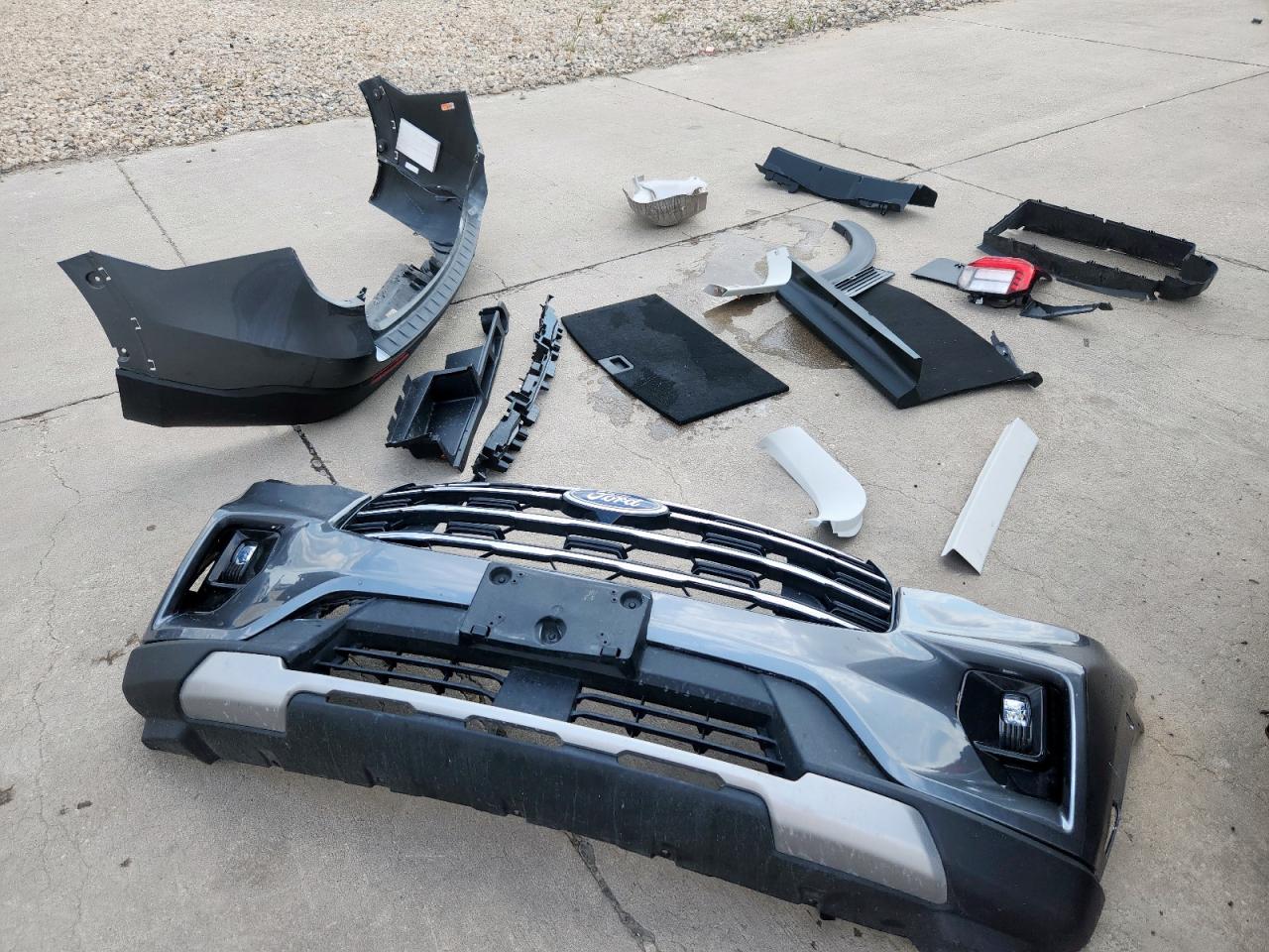 FORD EXPLORER ACTIVE