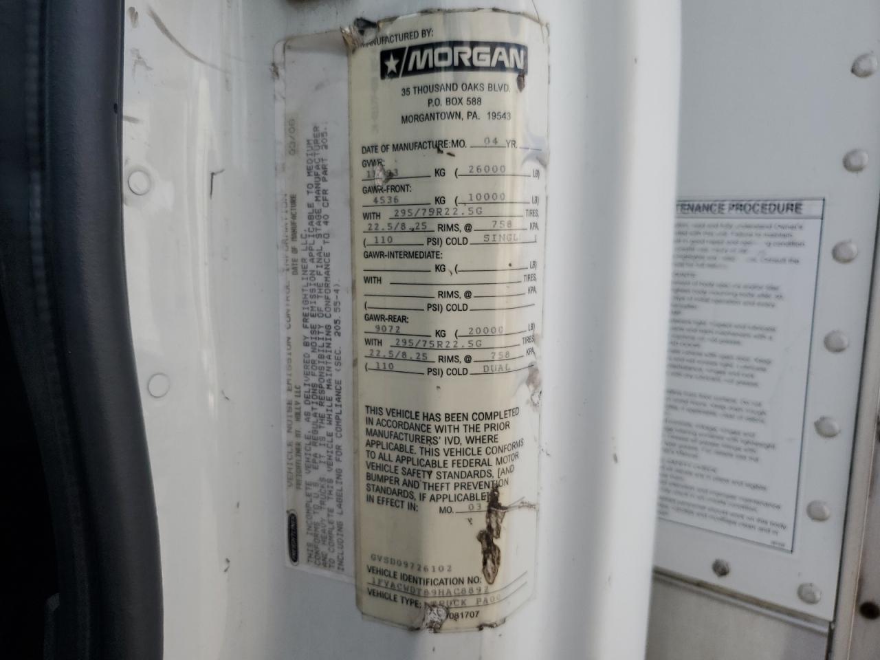 Lot #3290235219 2009 FREIGHTLINER M2 106 MED