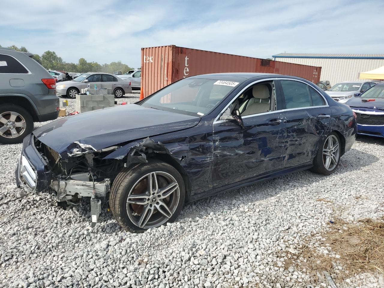 MERCEDES-BENZ E-CLASS 300