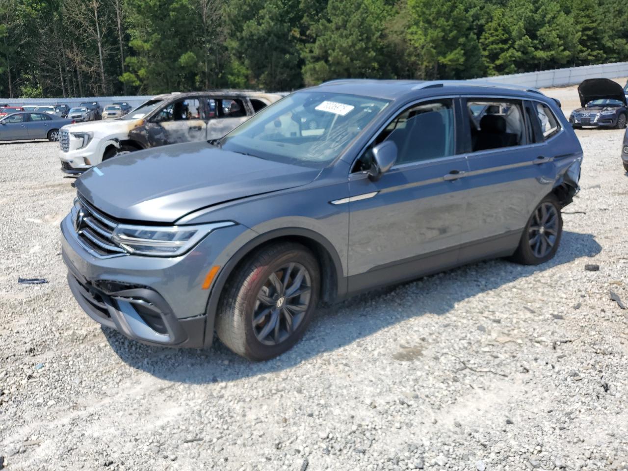 VOLKSWAGEN TIGUAN SE