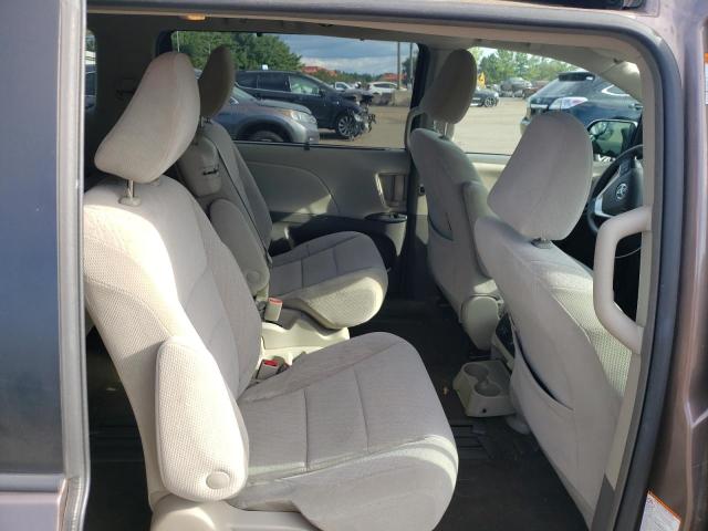 2019 TOYOTA SIENNA LE 5TDKZ3DC8KS972806