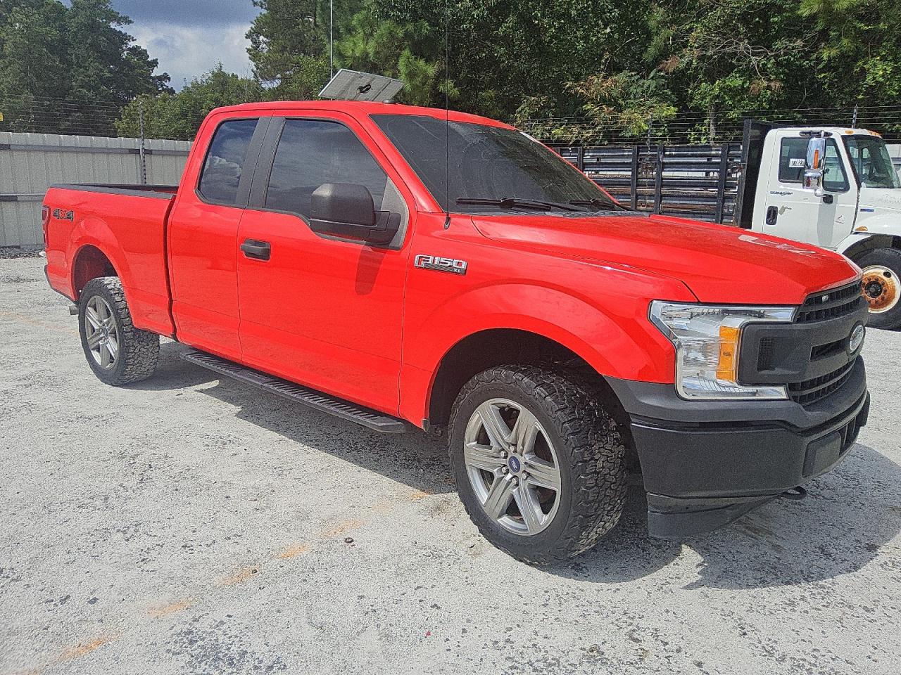 FORD F-150 SUPER CAB