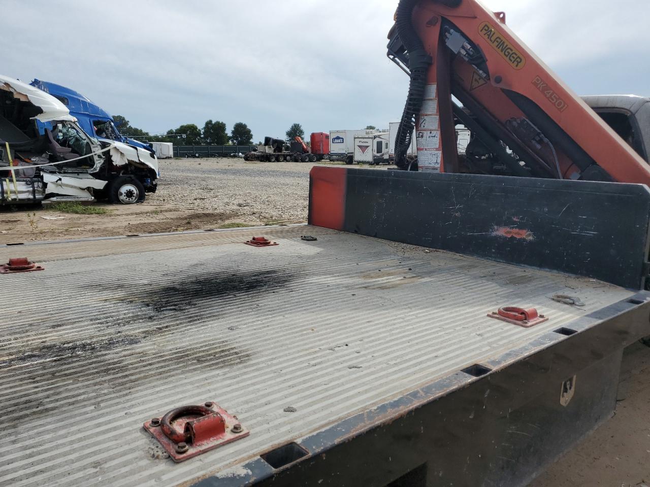 FORD F-550 SUPER DUTY