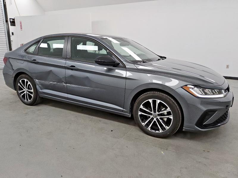 2025 VOLKSWAGEN JETTA SPOR 3VWBX7BU6SM012227