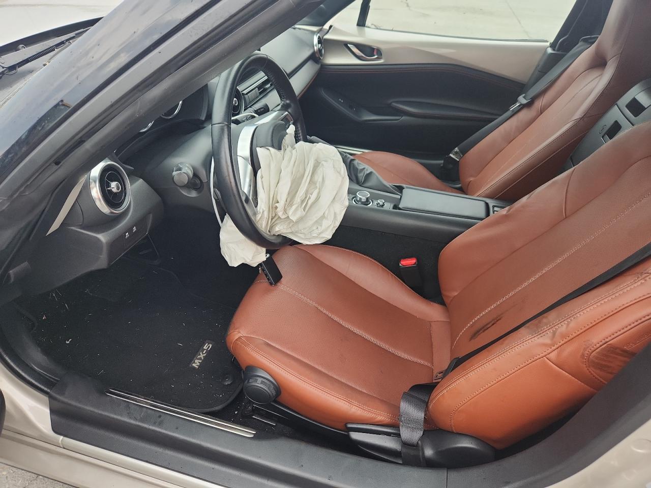 MAZDA MX-5 GRAND TOURING