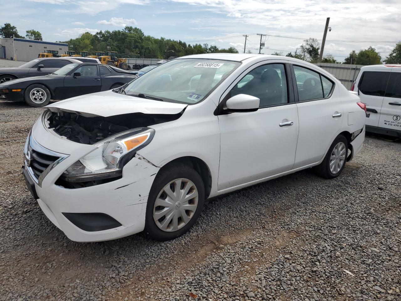 NISSAN VERSA S