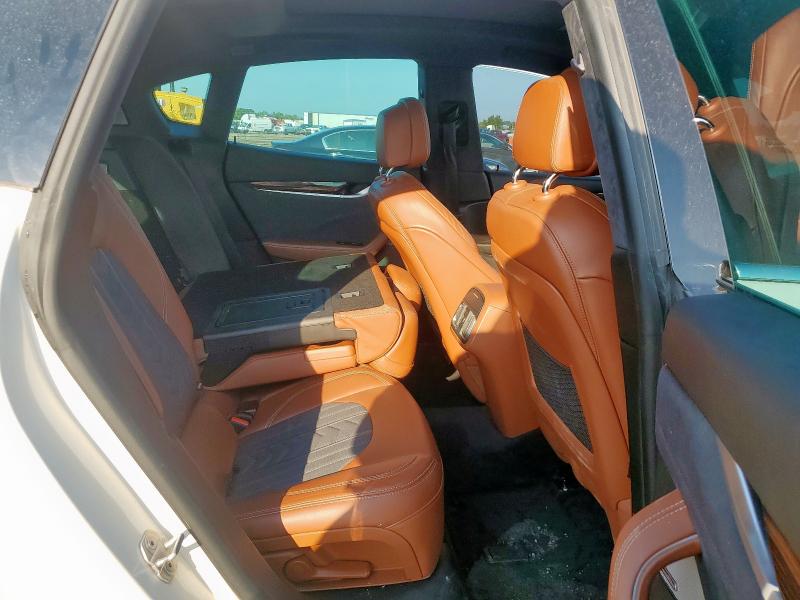 2018 MASERATI LEVANTE S LUXURY ZN661YUL4JX302232