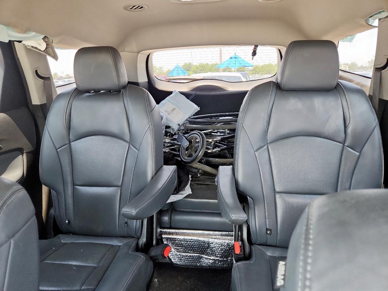 BUICK ENCLAVE ESSENCE