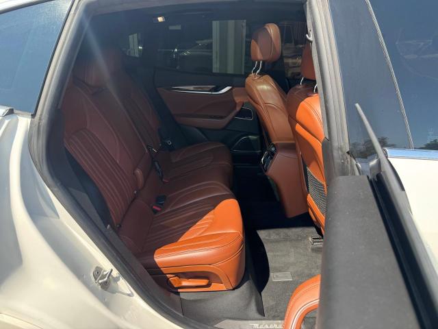 2017 MASERATI LEVANTE LU ZN661XULXHX239612