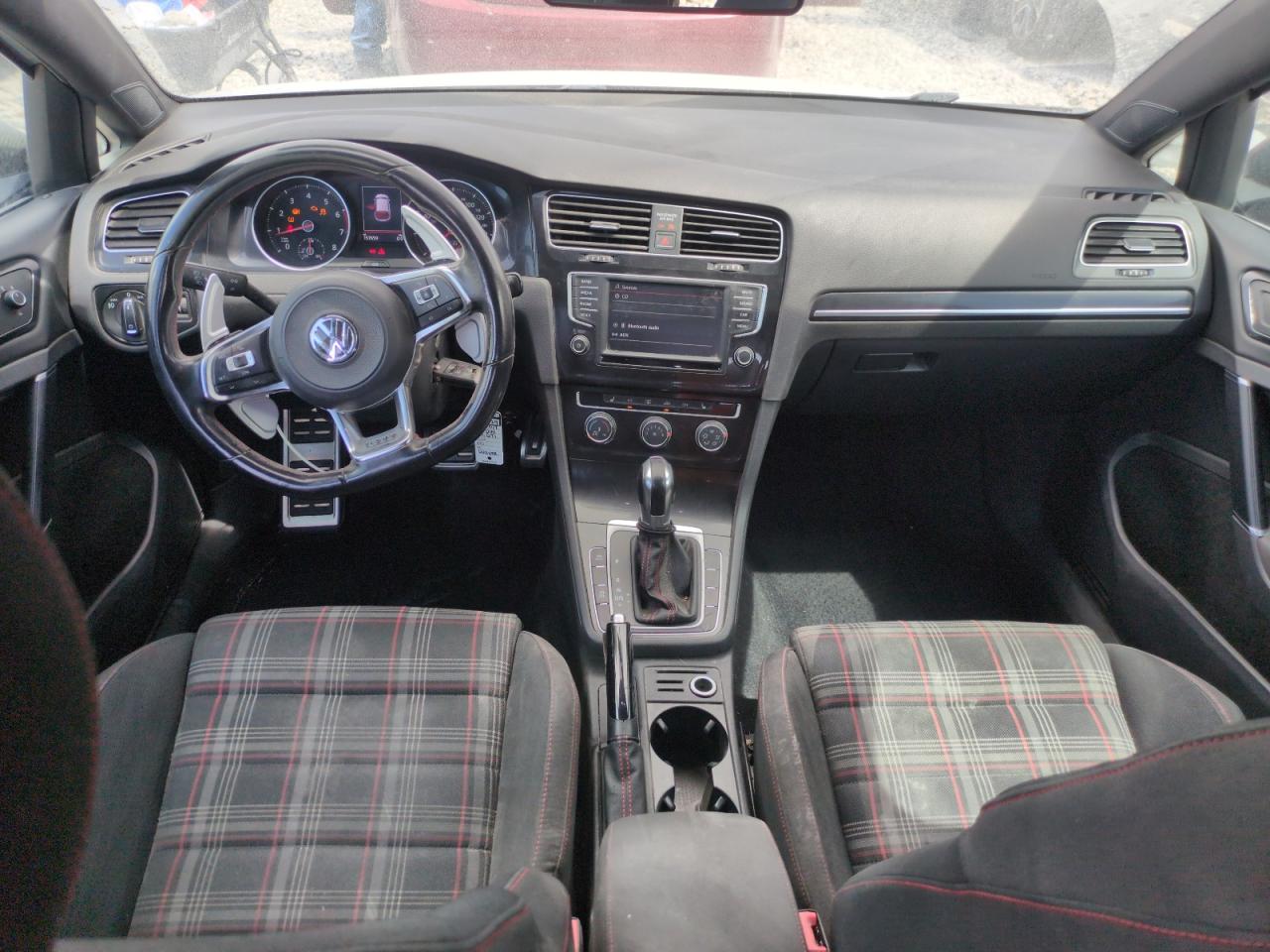 VOLKSWAGEN GOLF GTI S