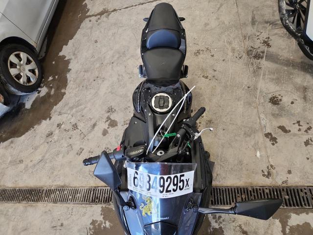 2025 KAWASAKI EX650 R ML5EXER11SDAG0741