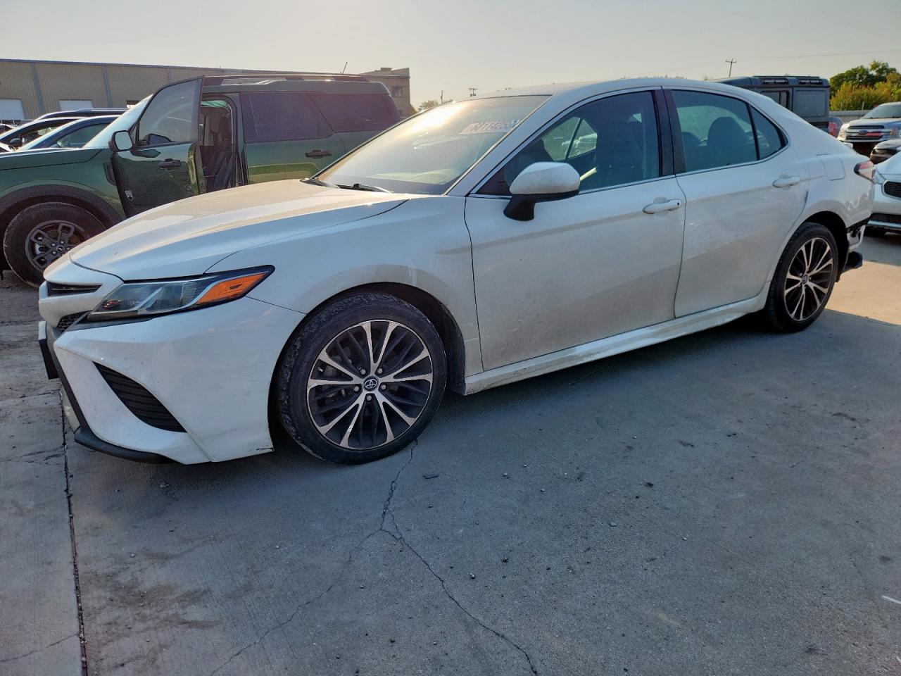 TOYOTA CAMRY L