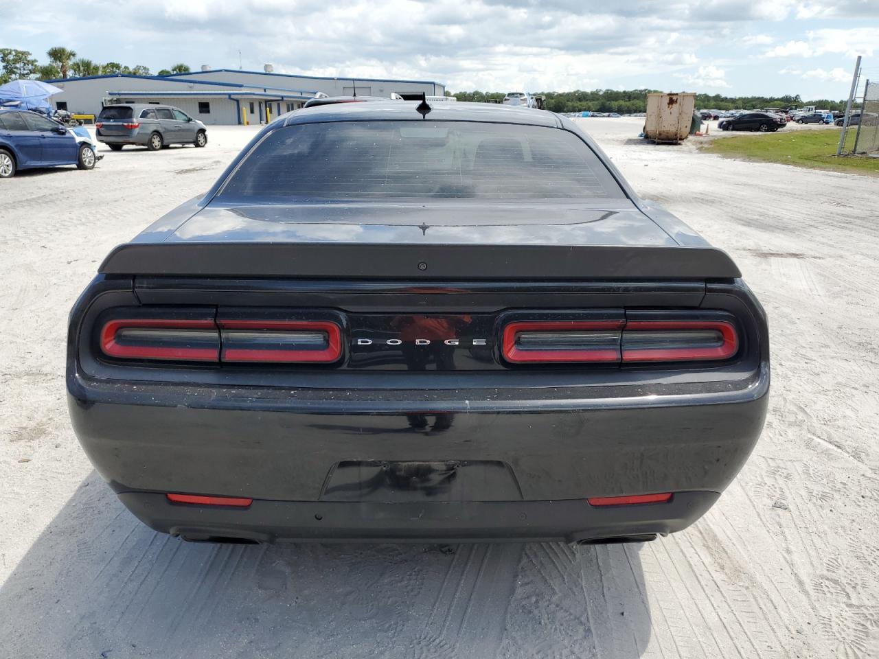 DODGE CHALLENGER SRT HELLCAT