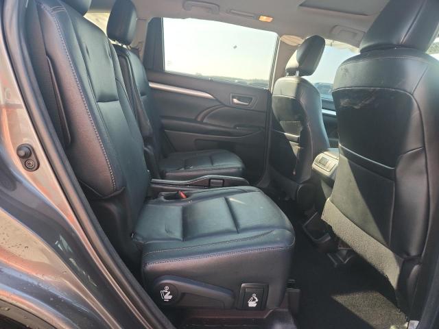 2018 TOYOTA HIGHLANDER - 5TDKZRFH5JS526736