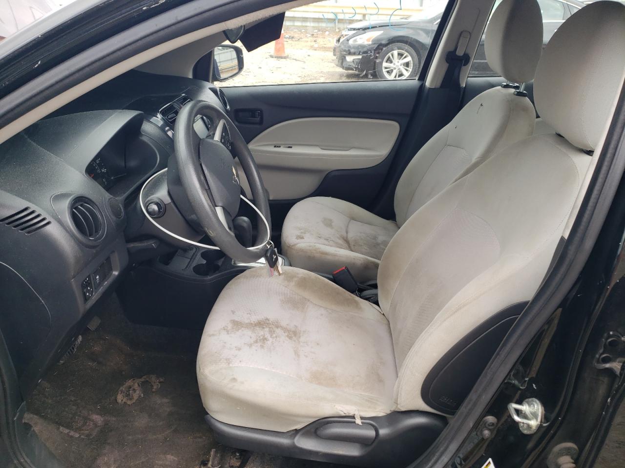 MITSUBISHI MIRAGE G4 ES