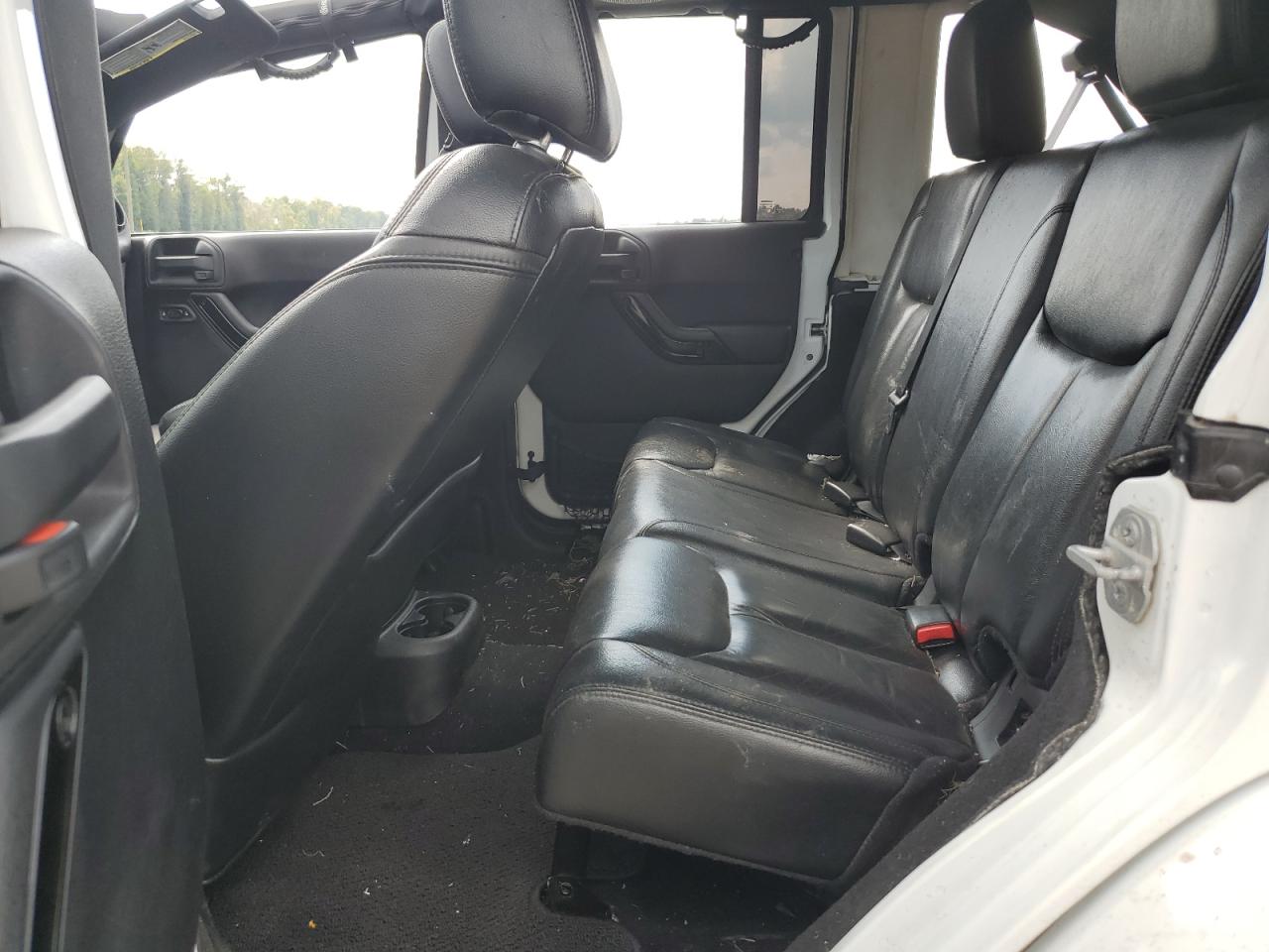 JEEP WRANGLER SAHARA