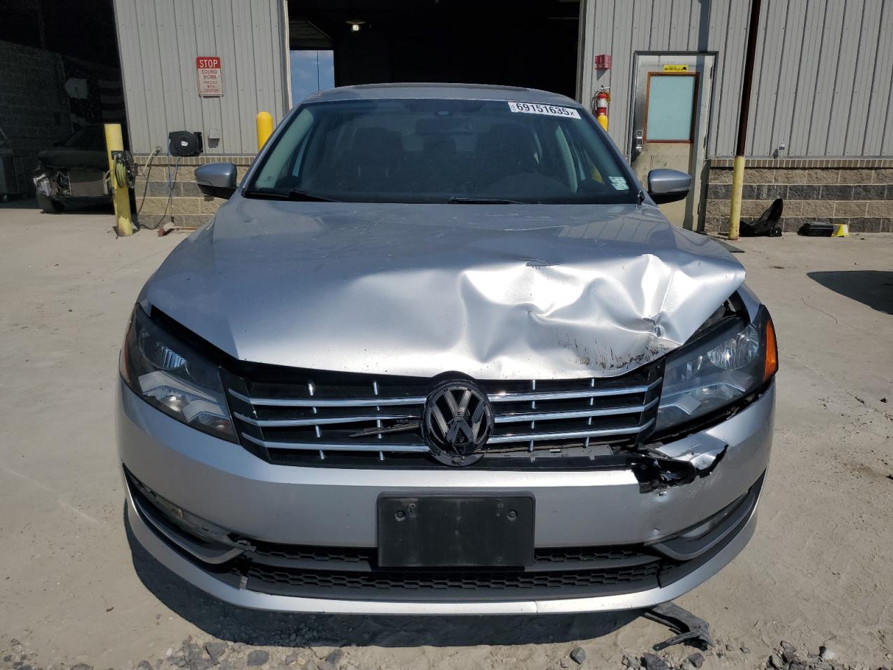 VOLKSWAGEN PASSAT SEL