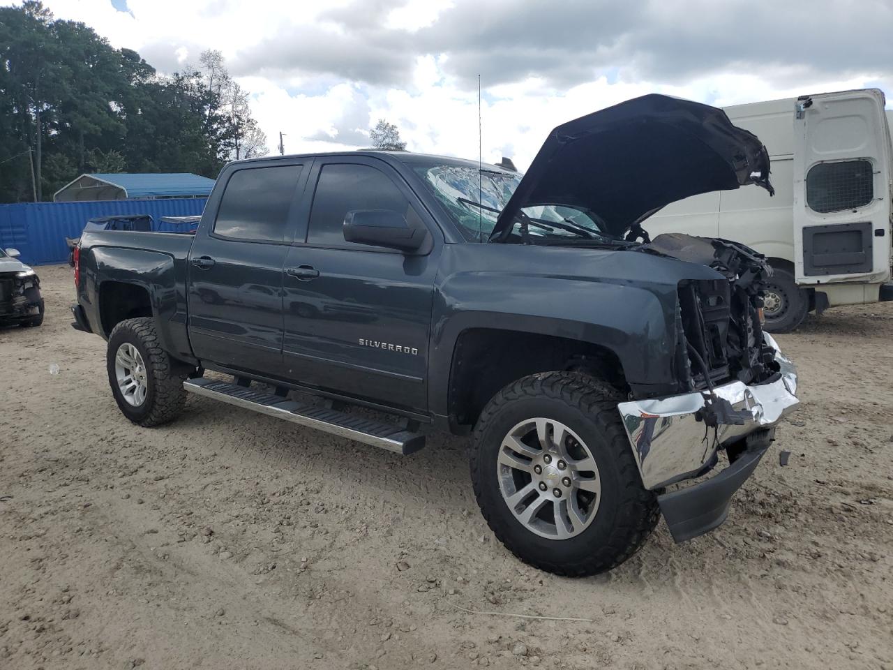 CHEVROLET SILVERADO C1500 LT