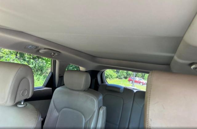 2017 HYUNDAI SANTA FE S - KM8SR4HF8HU166443