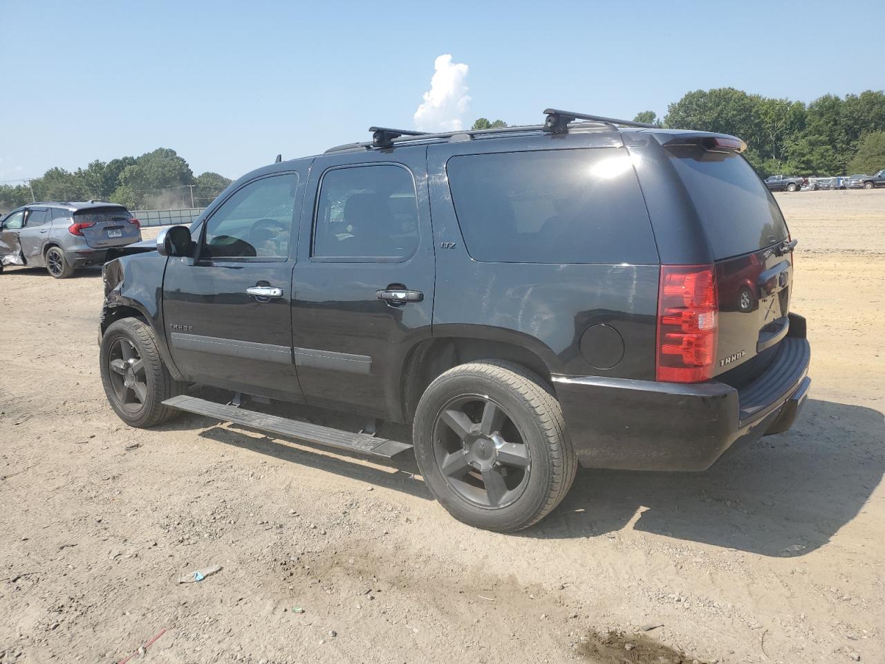 CHEVROLET TAHOE C1500 LTZ