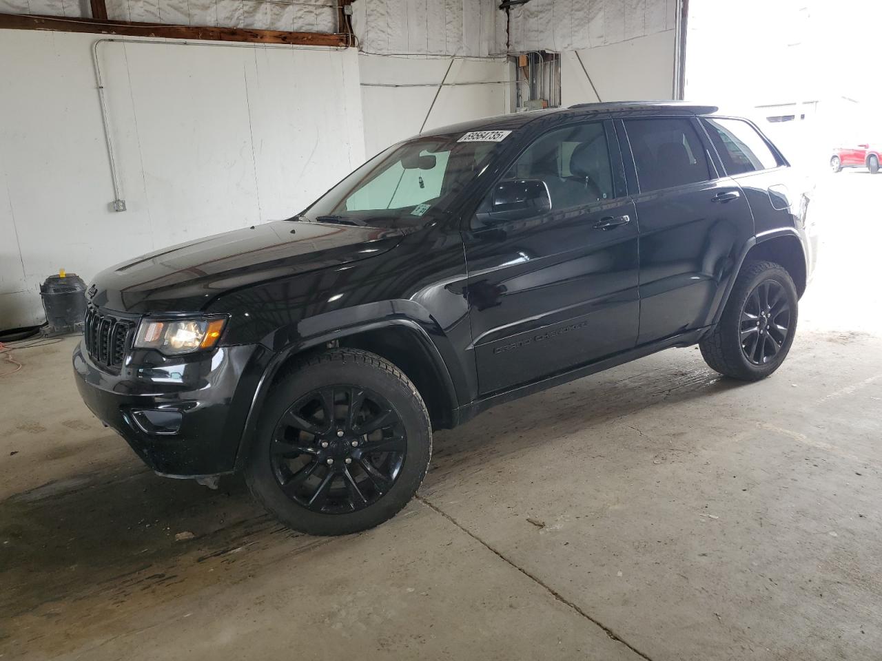 JEEP GRAND CHEROKEE LAREDO