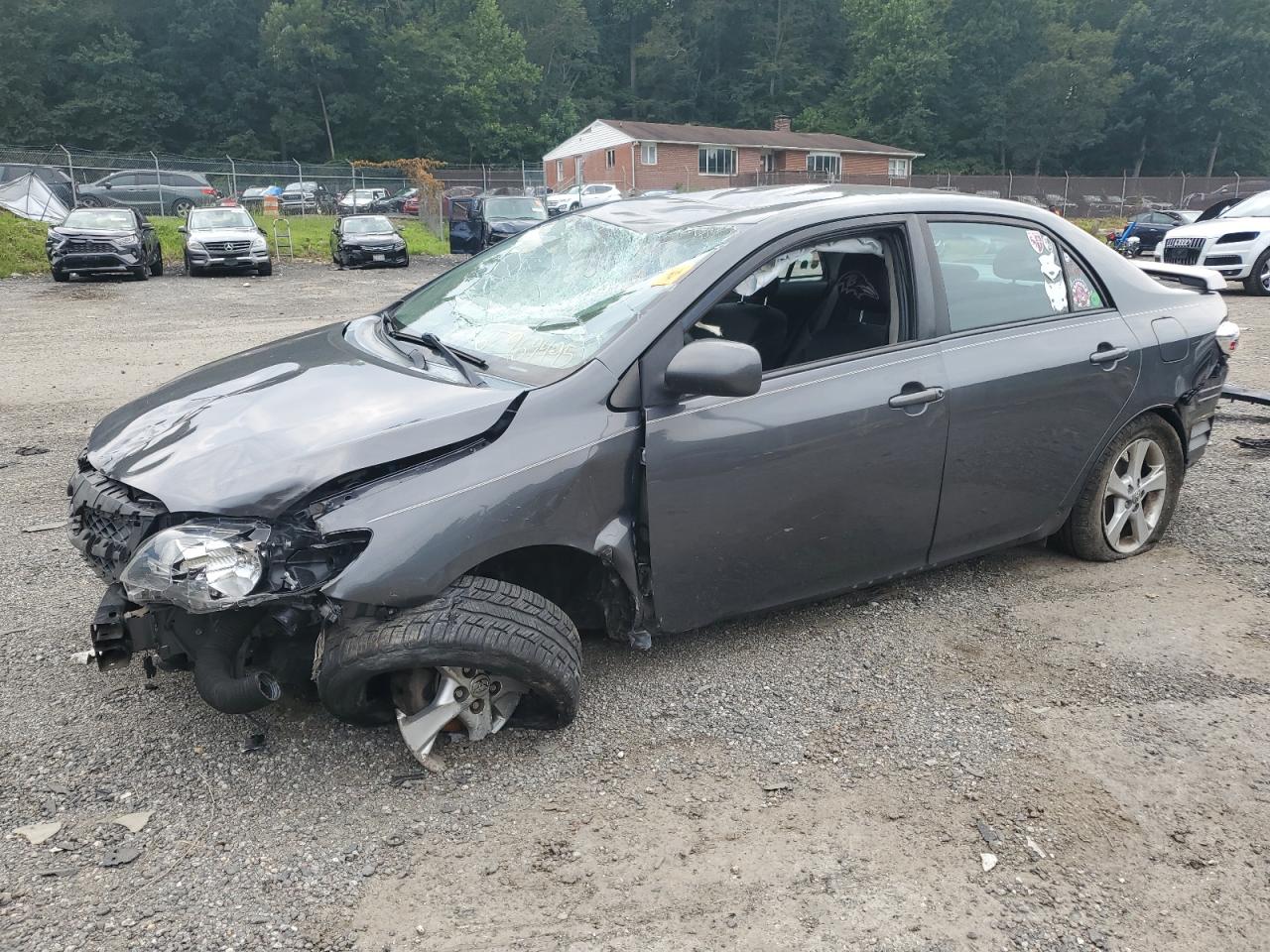 TOYOTA COROLLA BASE